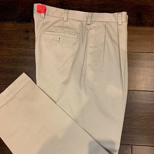Brooks Brothers Elliot Pleated Chino® Pants